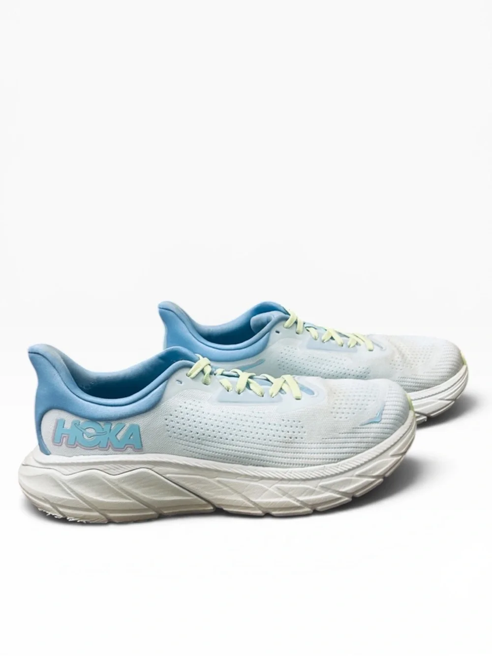 Hoka Arahi 7 Sneakers in Illusion Dusk Women’s Size 9